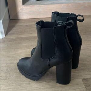 Black Steve Madden heels